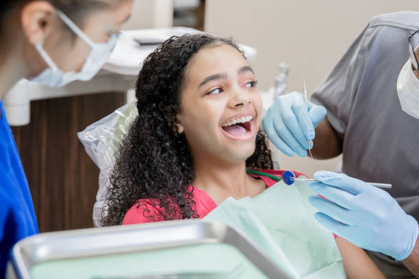 Best Dentist for Tooth Abscess  in Marengo, IA